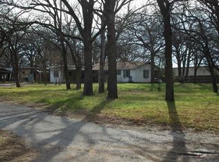 1316 Cimarron Trl, Hurst, TX 76053