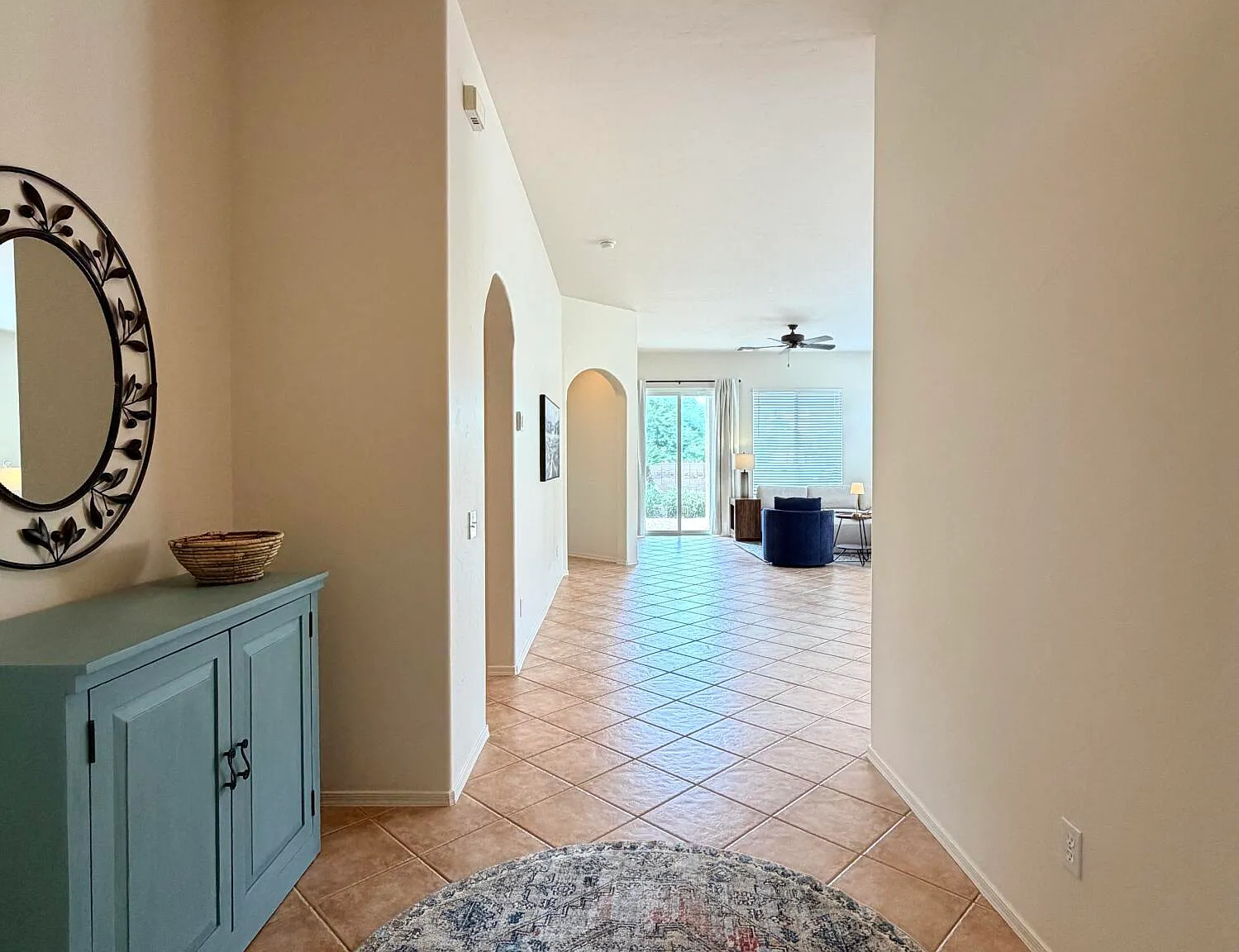 2 bed, 2.0 bath, 1468 sqft, $2,800 — Photo 1