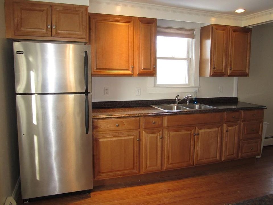 1st image of 6 River Ct #2