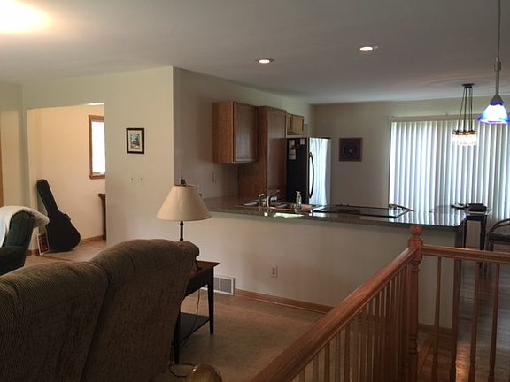 2nd image of 38129 Richland St