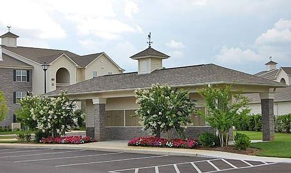 3rd image of 210 Hillwood Blvd APT 0417