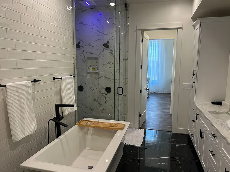 165 Morrow Ave #201 — Photo 10