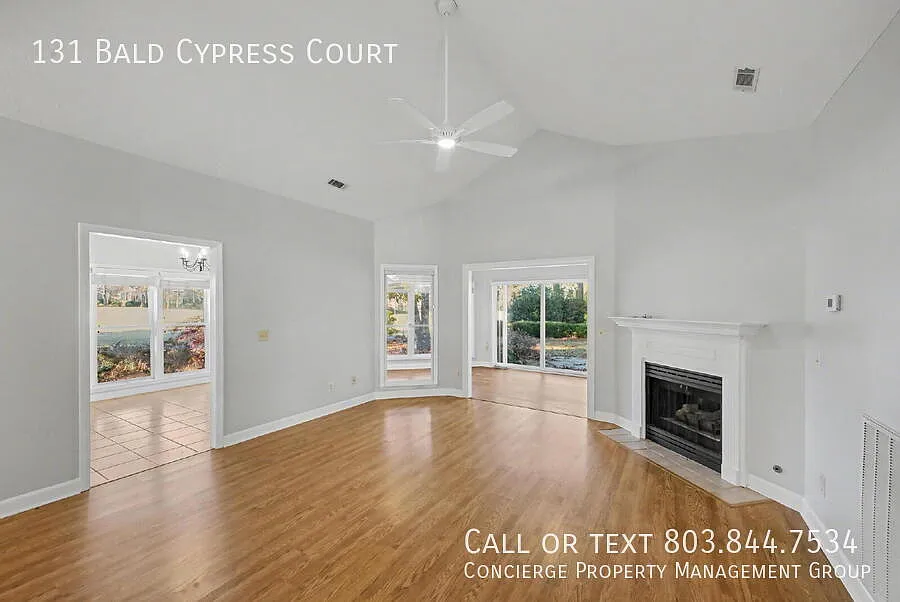 Executive Golf Home in Woodside Plantation — Photo 3