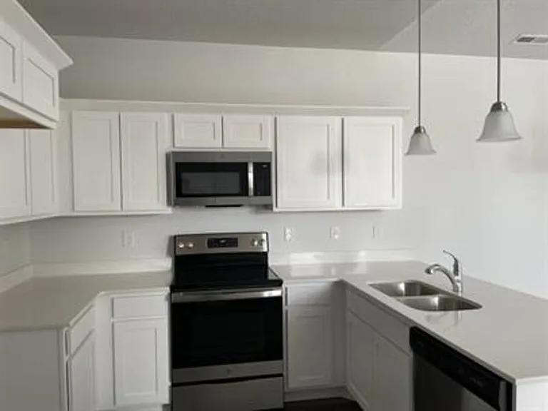 434 N 360 W #U — Photo 2