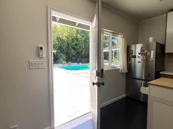 670 Lombardy Pl, San Marino, CA 91108