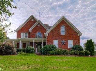3588 Shepherds Ln, Loganville, GA 30052