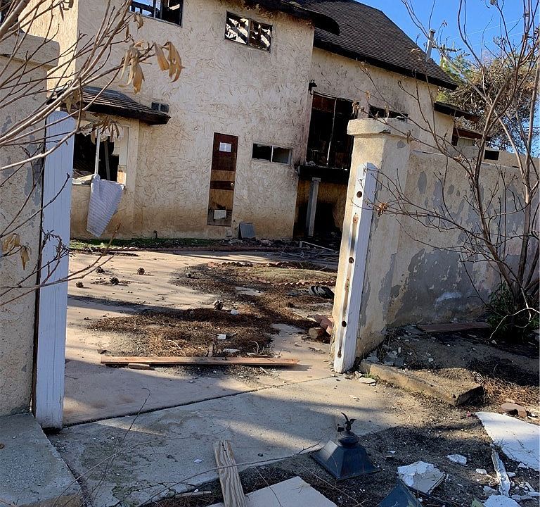 1st image of 11474 Bellflower St