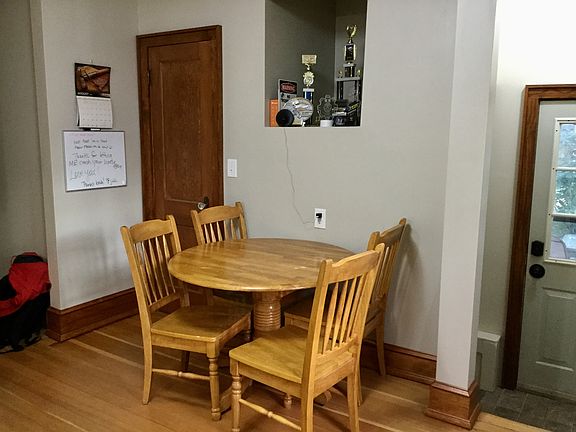 5th image of 6318 Bloomington Ave S