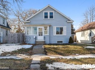 1935 23rd St #A, Moline, IL 61265
