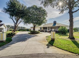 233 N Lake Hartridge Dr, Winter Haven, FL 33881