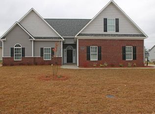 5933 Crown Ridge Ct, Fayetteville, NC 28314