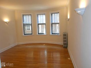 824 Forest Ave APT D2, Evanston, IL 60202