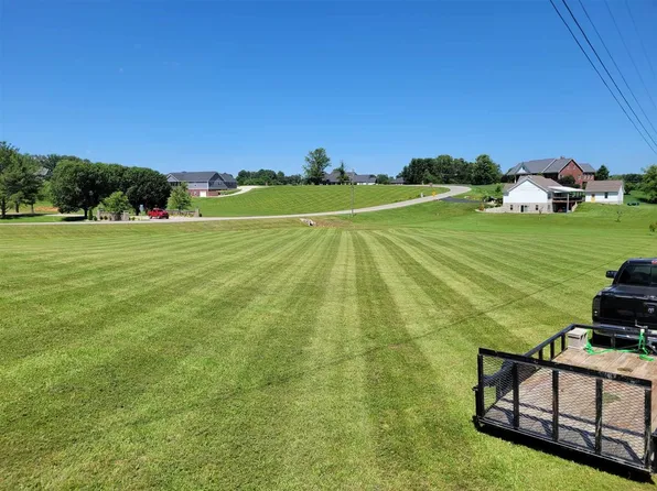 16 & 17 Steeplechase Rd, Glasgow, KY 42141
