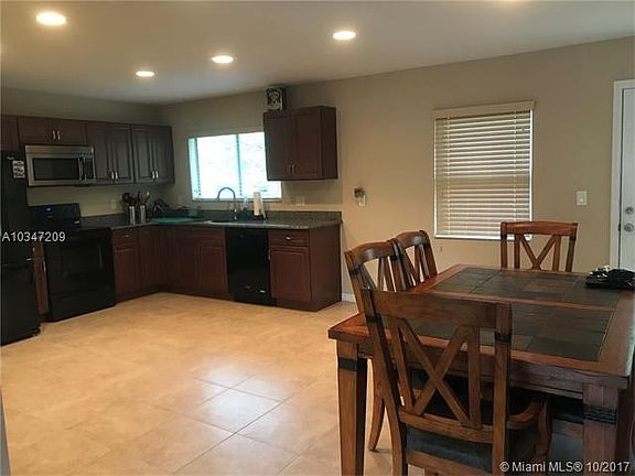 5th image of 3258 SW Ronlea Ct