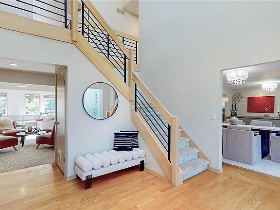 4th image of 3939 Beechmont Trl