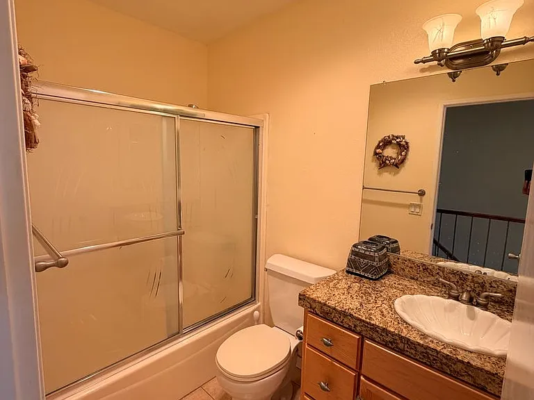 223 E Surfside Dr — Photo 13