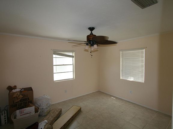 5th image of 944 E 75th Street Ocean St