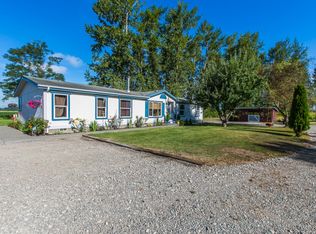 438 W Axton Rd, Bellingham, WA 98226