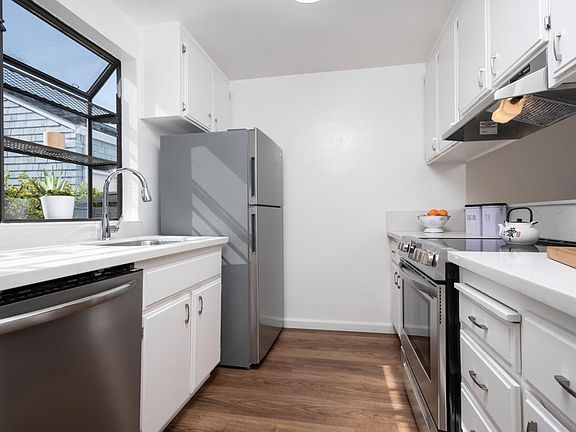 5th image of 42 Eddystone Ct