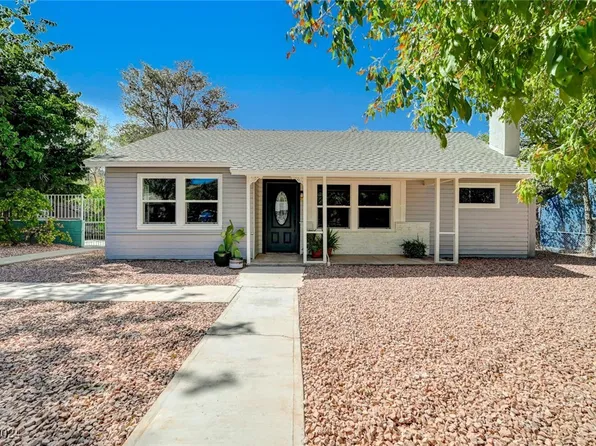 8 Allegro St, Blue Diamond, NV 89004