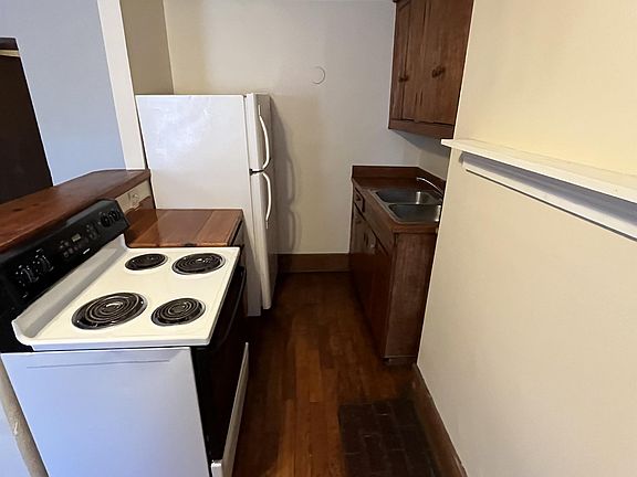 4th image of 333 N Loudoun St APT 2A