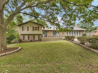 14 Manley Dr, Jackson, TN 38305