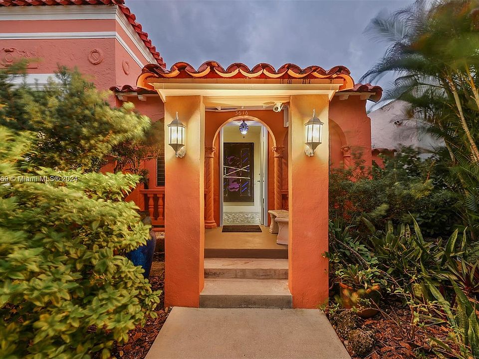 1st image of 3616 SW 26th St