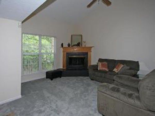 5th image of 6922 Wesley Ct