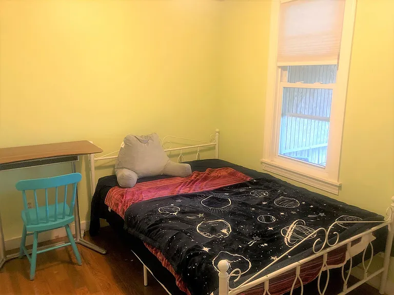 223 Summer St #1R — Photo 11
