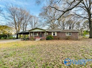 142 Hamaker St SW, Decatur, AL 35603