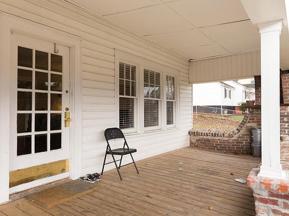 4th image of 1111 W Mississippi Ave