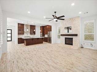 8047 Sunflower Ln, Dallas, TX 75252