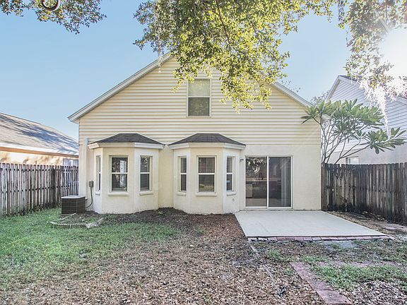 5th image of 15102 Deer Meadow Dr