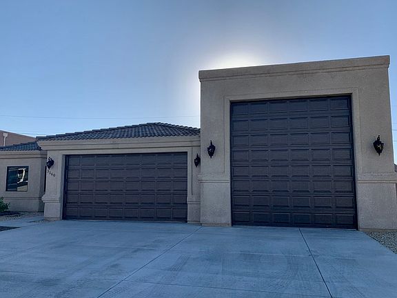 2nd image of 3560 Mockingbird Dr
