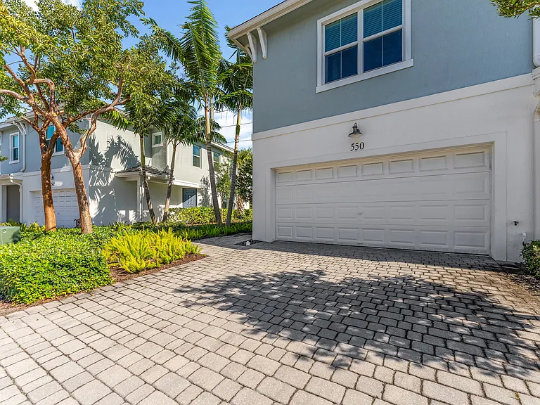 550 Parsons Way — Photo 35