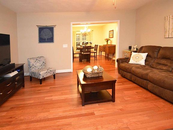 4th image of 1228 Forest Edge Dr Lot 16