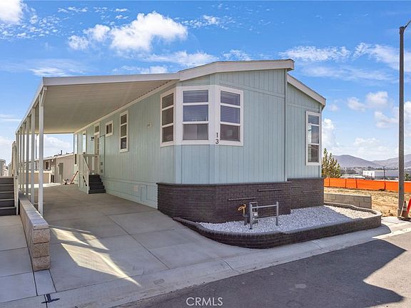 4th image of 3444 Center St #13