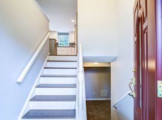 11945 Bambi Ct, Gaithersburg, MD 20878