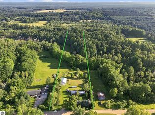 3416 W 18th Rd, Mesick, MI 49668