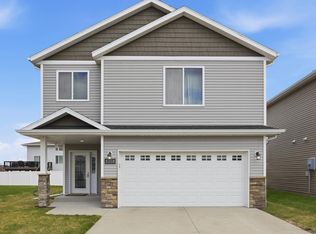 928 41st Ave S, Moorhead, MN 56560