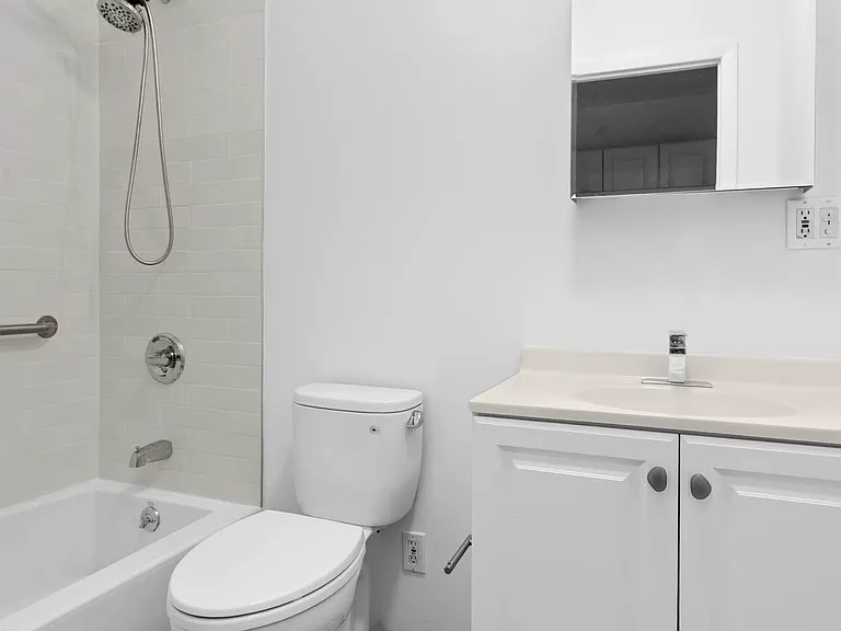 14 Webster Pl #1 — Photo 5