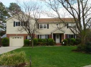 1294 Brigantine Ct, Virginia Beach, VA 23454