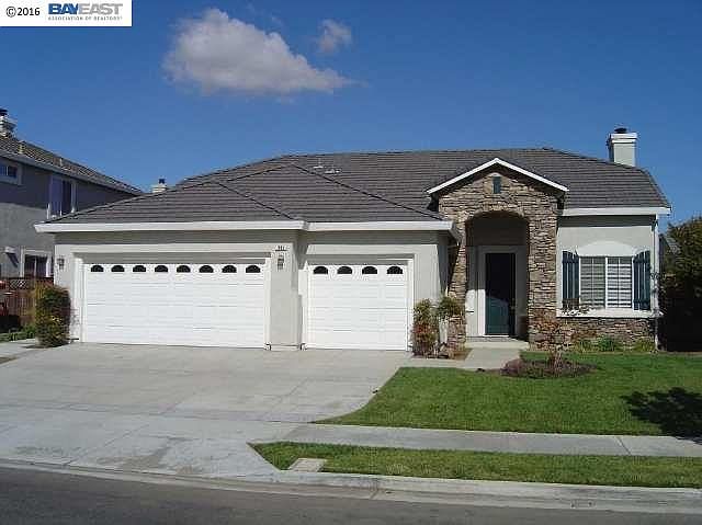 2nd image of 983 Country Glen Ln