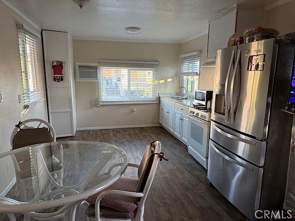 5th image of 22111 Newport Ave