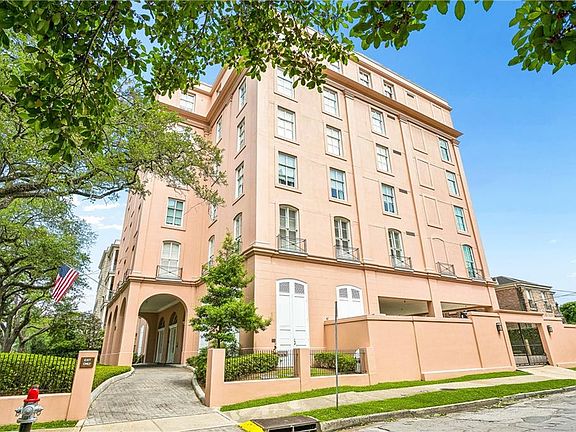 2nd image of 2434 Saint Charles Ave APT 501