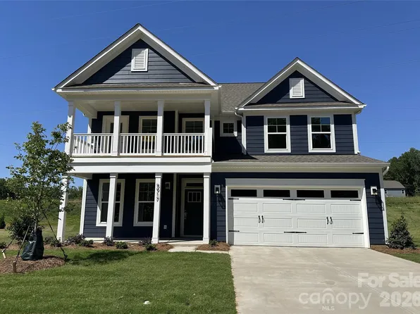 5917 New River Dr, Huntersville, NC 28078
