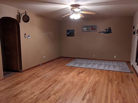 2nd image of 759 W Brookmont Blvd