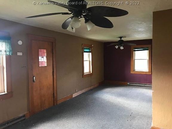 3rd image of 38 Holley Dr