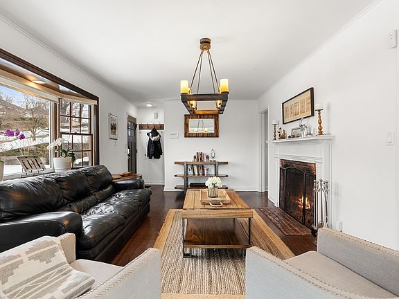 174 Woodruff Avenue