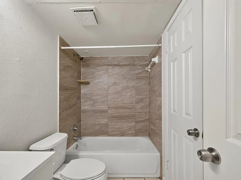 10555 Turtlewood Ct #3012 — Photo 16